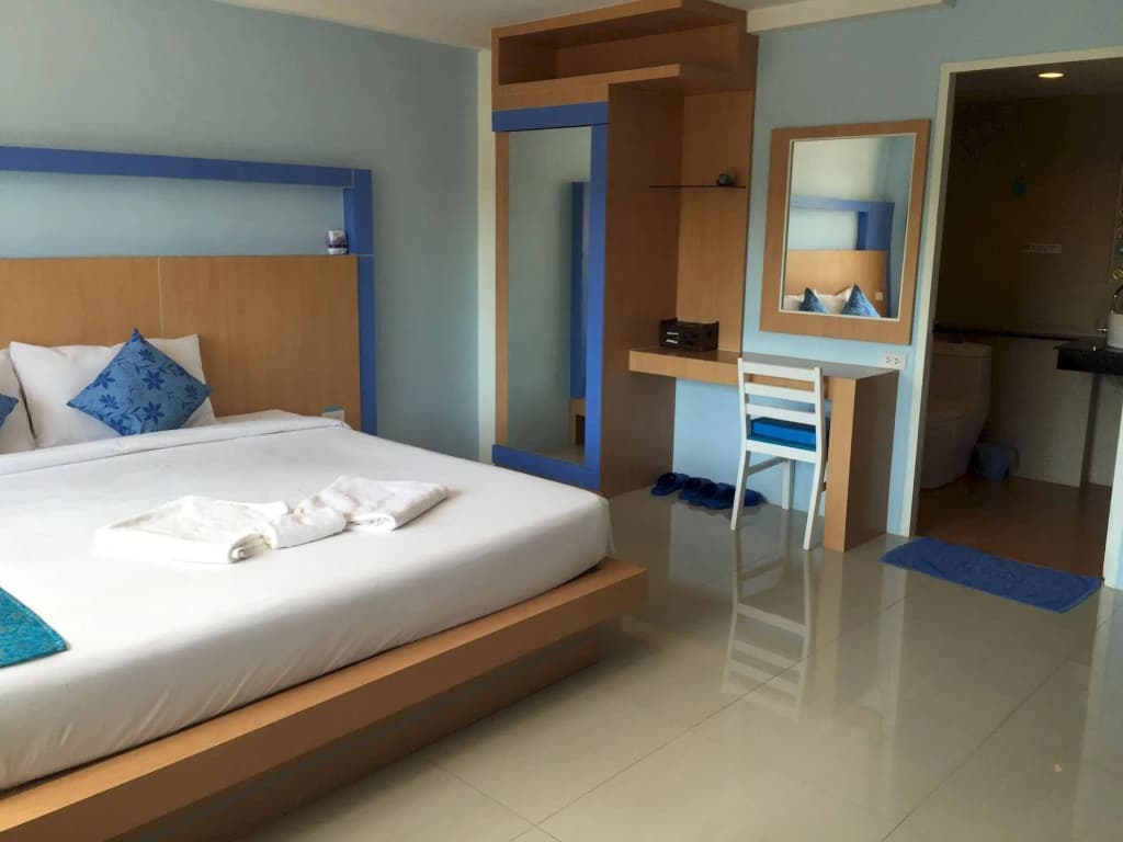 Krabi Serene Loft Hotel - photo 5