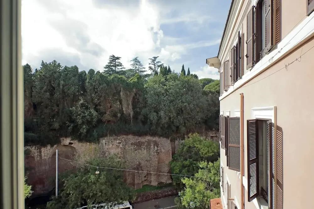 Colosseo book house - photo 1