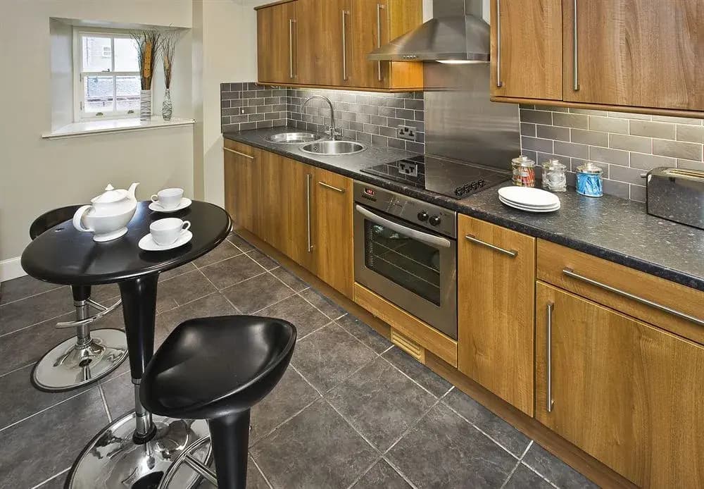 Nicolson Apartments - photo 9
