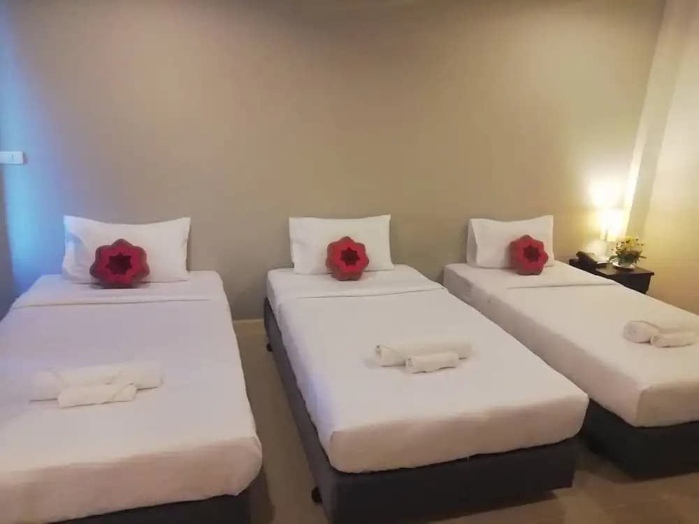 May House Karon Beach - photo 3