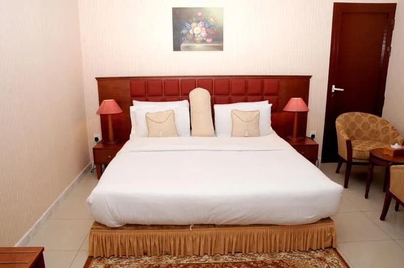 California Suites Hotel - photo 5