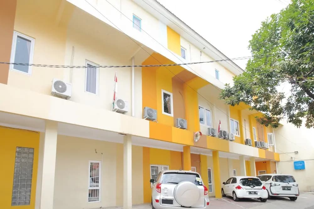 Airy Tebet Utara Jakarta - main photo