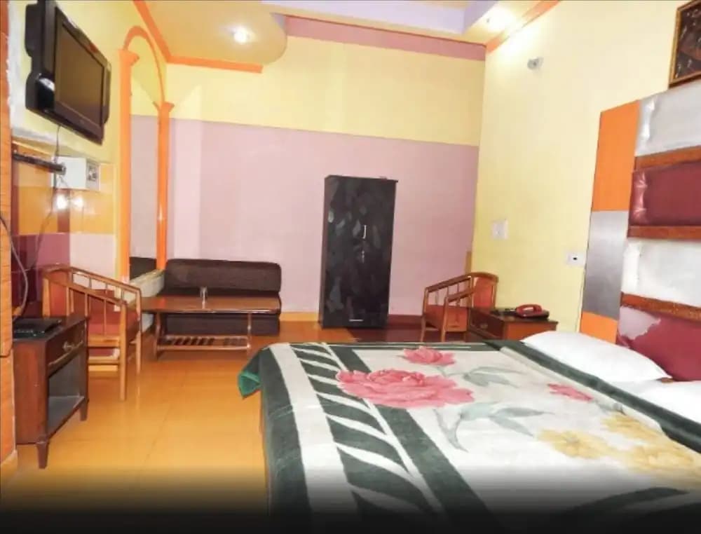Hotel Krishna Palace By Grb - photo 3