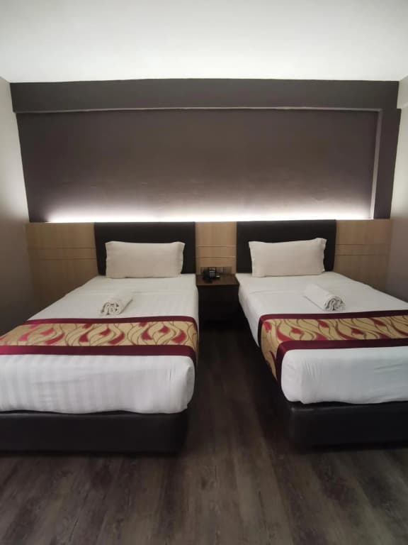 Palace Inn - photo 17