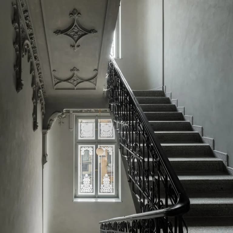 MN6 Luxury Suites by Adrez Living - photo 12