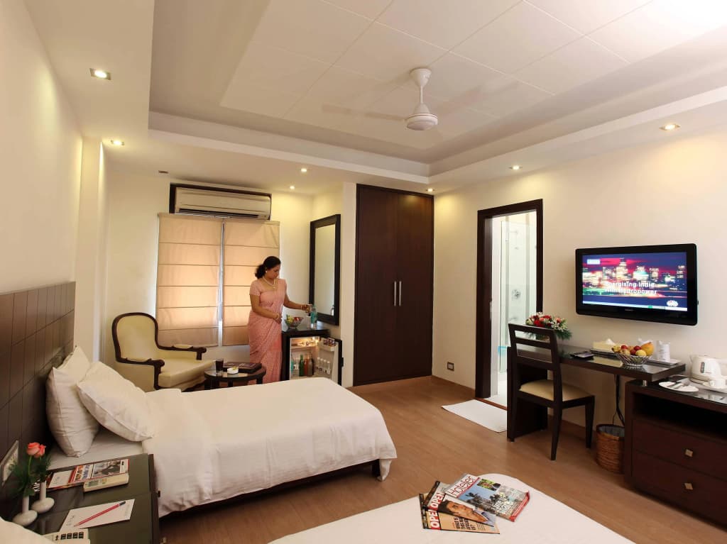 The Legend Inn - New Delhi - photo 2
