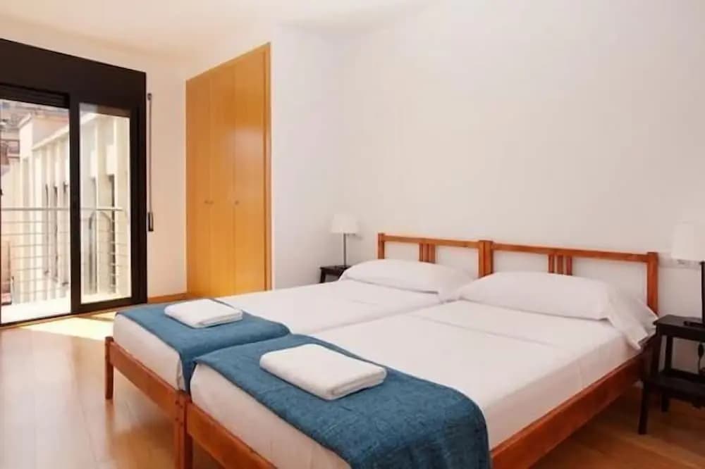 Park Guell Apartments - photo 4