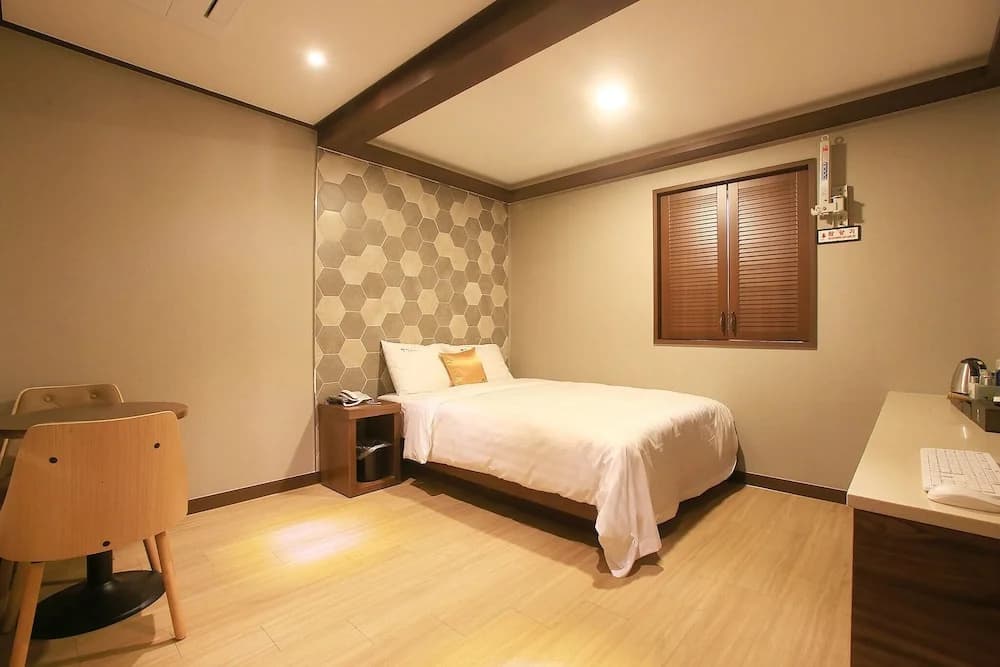 Suyu Young Hotel - photo 3