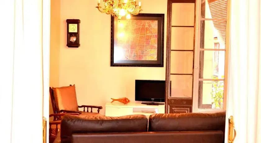 Apartamento Plaza Real - photo 2