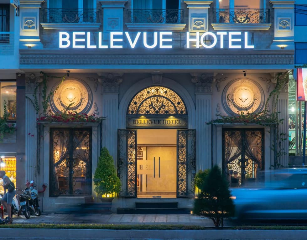 Bellevue Hotel - photo 1