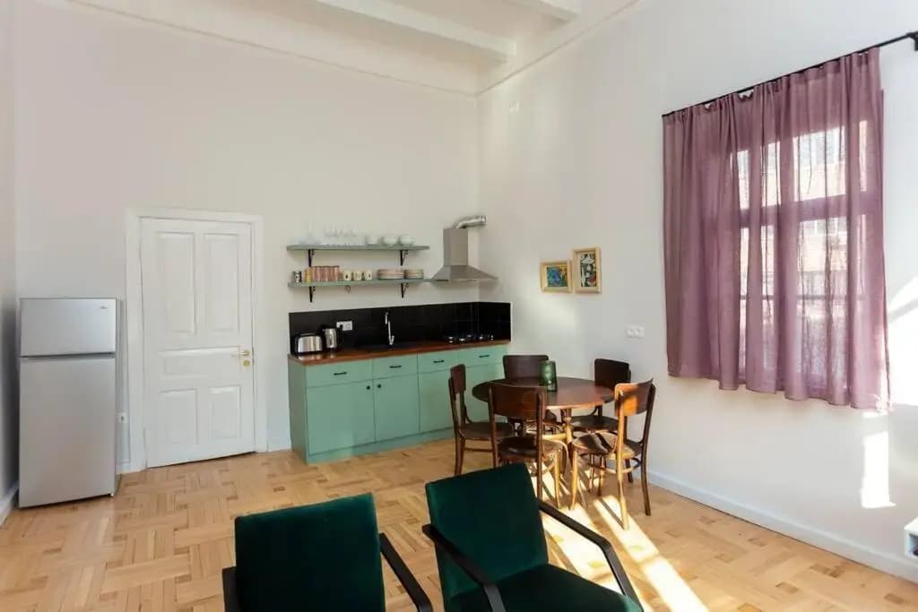Charming 2BR Apt in Old Tbilisi - photo 15