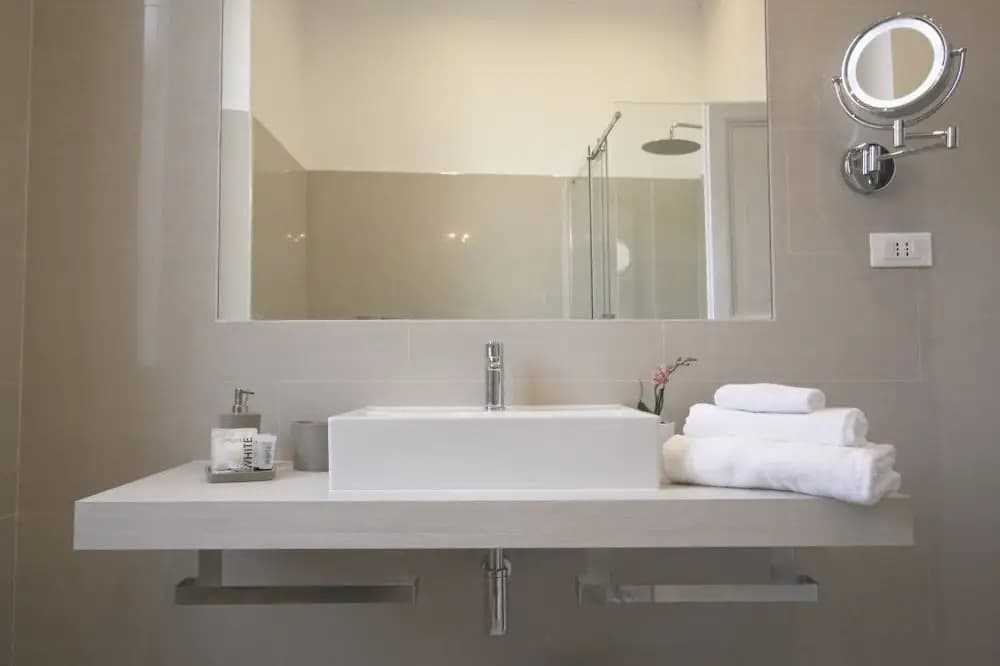 AT Roman Penthouse - photo 9