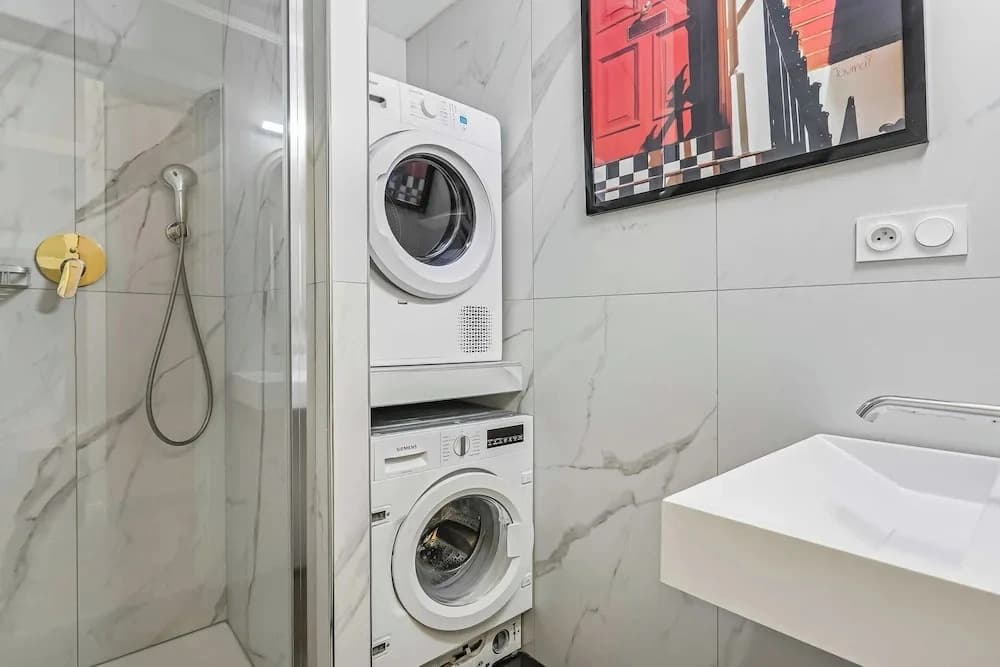 Superb Haussmann-style apt - 2bdr/6p - Trocadero - photo 8