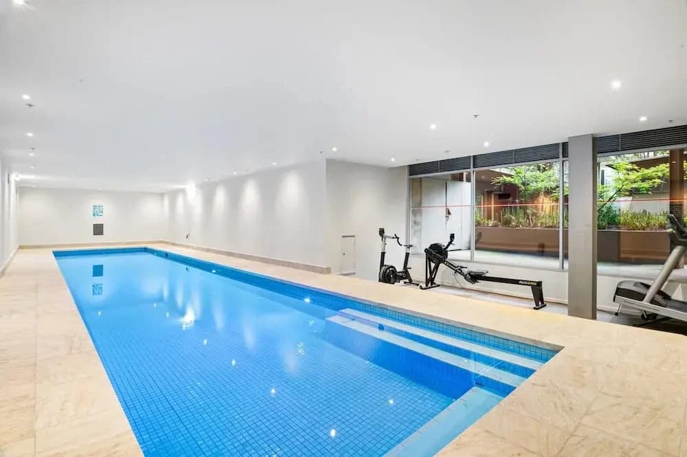 Peaceful 2-bed Apartment With Gym & Pool - photo 8