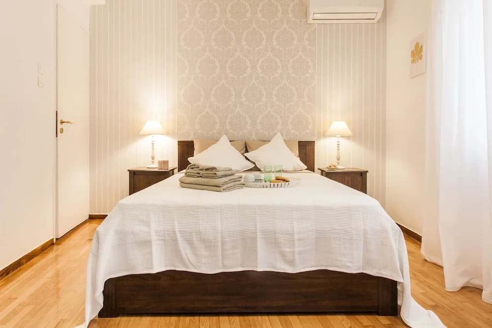 Classy Central Apartment near Acropolis - photo 3