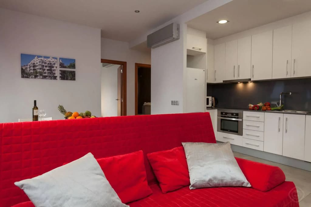 Via Augusta Apartments - photo 18