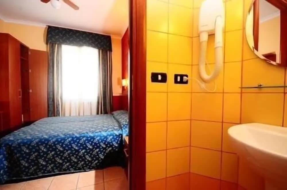 Termini Station Rooms - photo 7