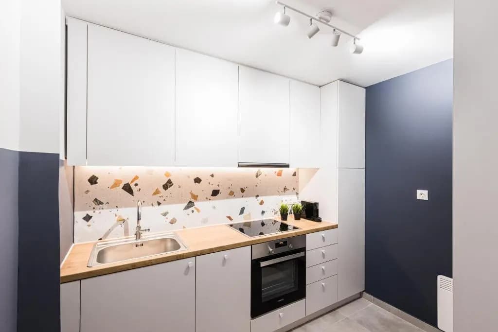 Serene 1 BR Apartment in Koukaki by UPSTREET - main photo