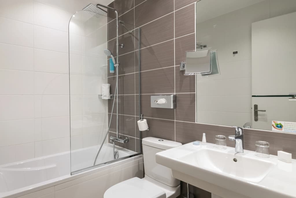 Best Western Plus Hotel Brice Garden - photo 10