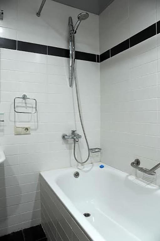 Confiant Hotel - photo 7