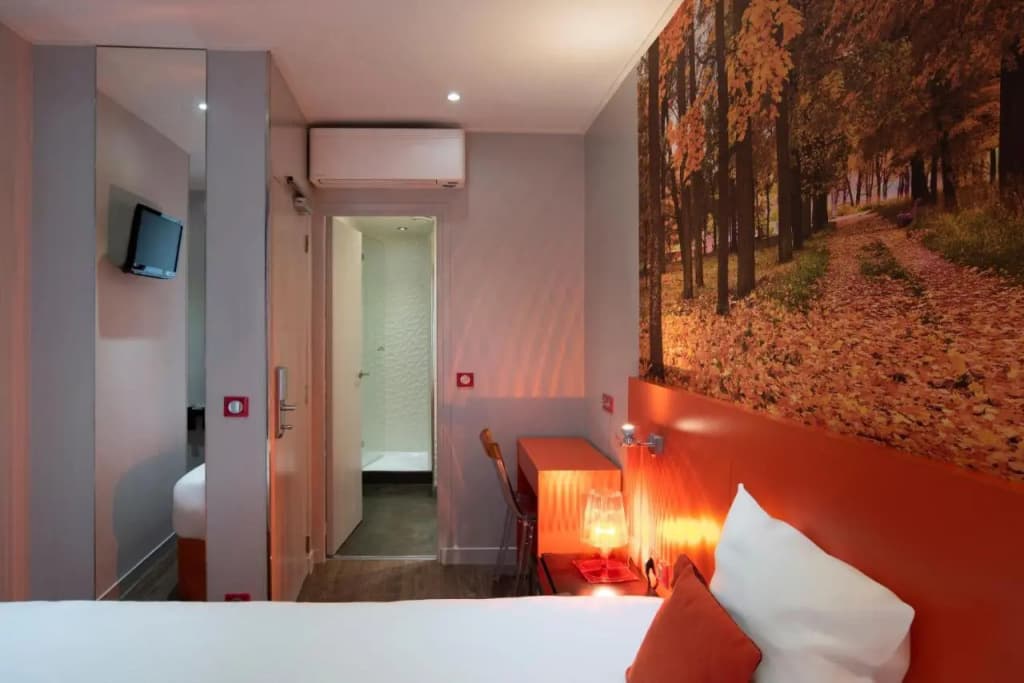 Hotel Les Jardins de Montmartre - photo 33