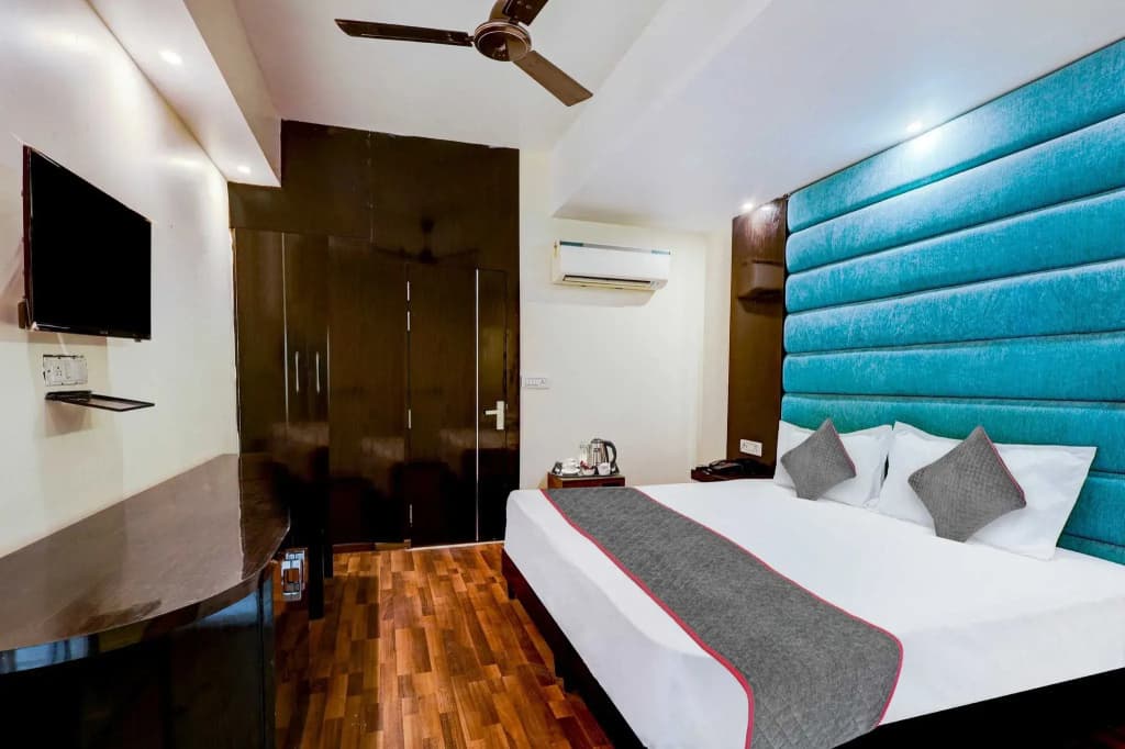 Hotel O Golden King - photo 16
