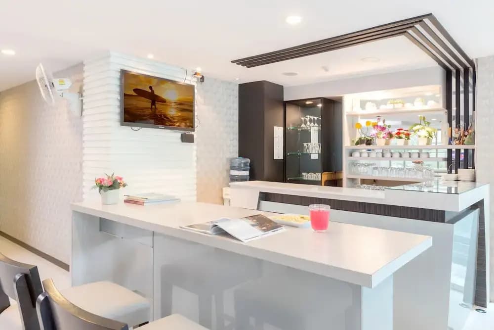 G1 Serviced Apartment Kamala Beach - photo 8