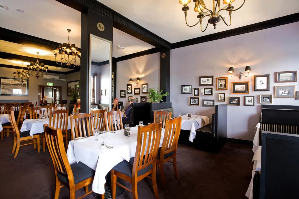 Katoomba Hotel - photo 10