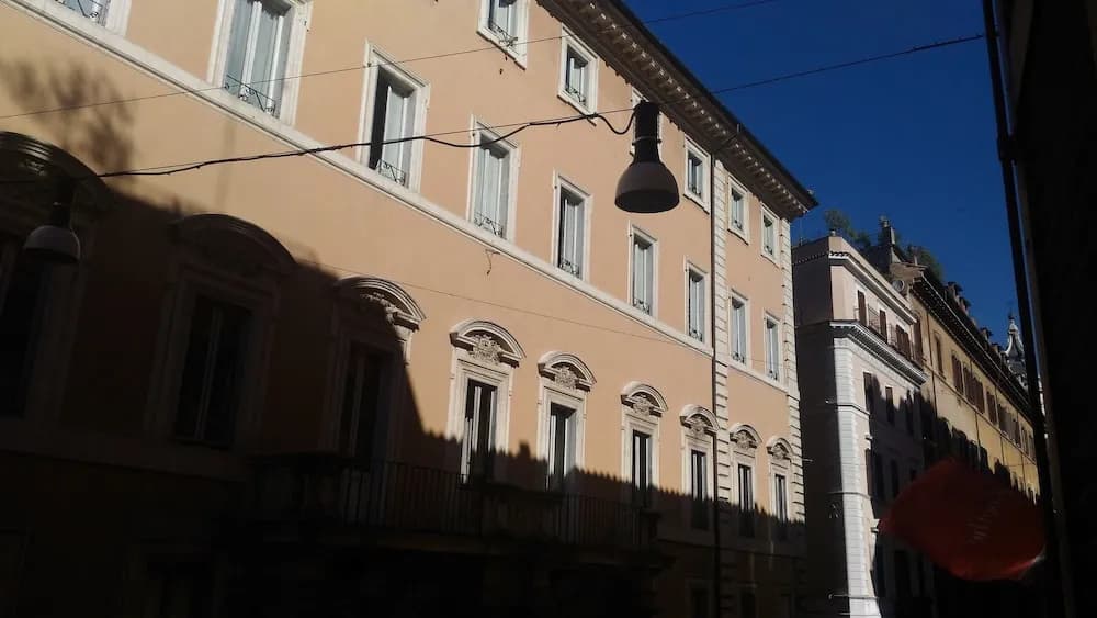 Domus Del Corso Spagna - photo 1