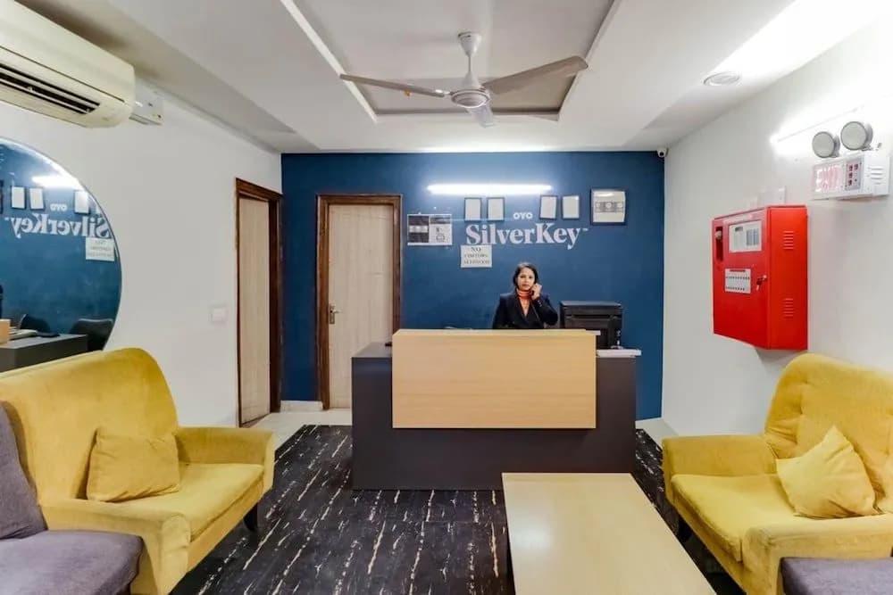 Hotel Nazeer by Adb Rooms - photo 15