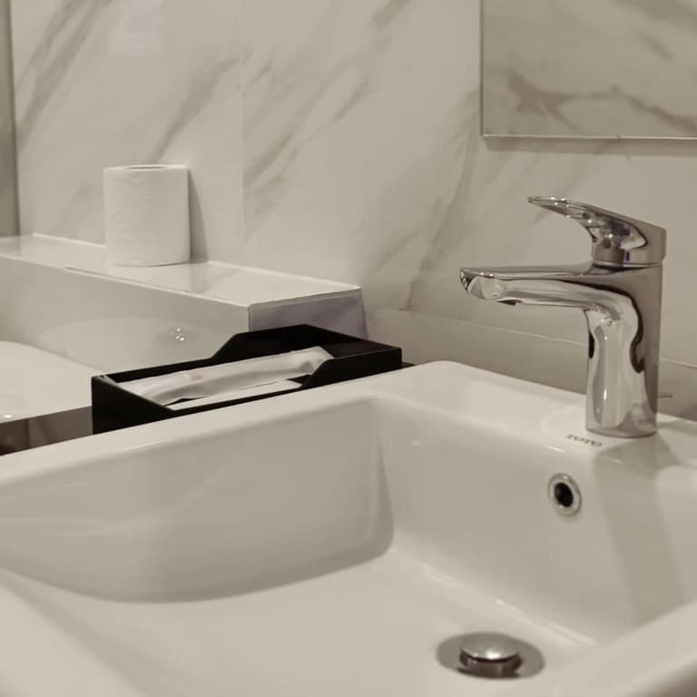 Victory Hotel - photo 18