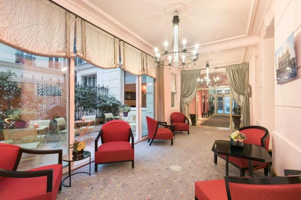 Hotel Le Cardinal - photo 14