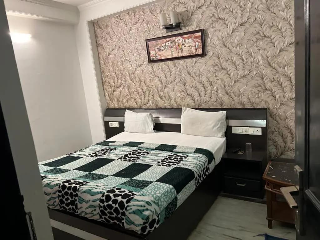 Airport Hotel Aerocity Inn - photo 4