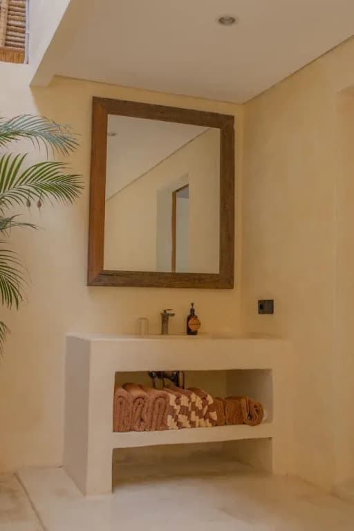 Lulu's Wellness Villas - photo 13