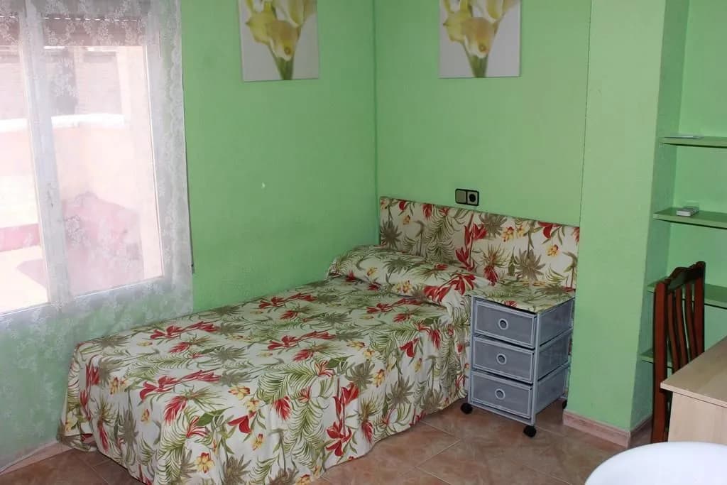 Hostal Arrate - photo 13