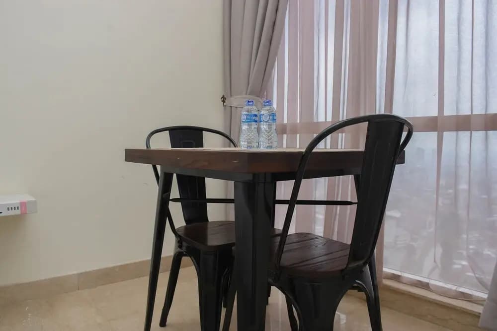 Spacious and Nice Studio at Menteng Park Apartment - photo 2
