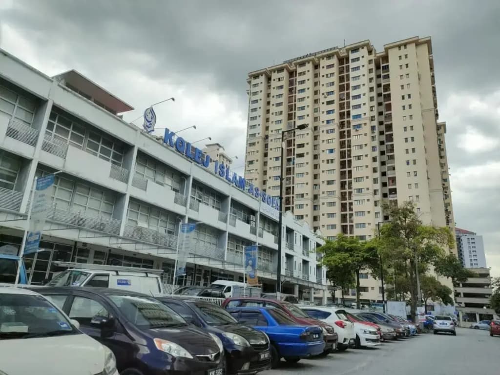Permai Puteri Homestay Ampang - photo 11