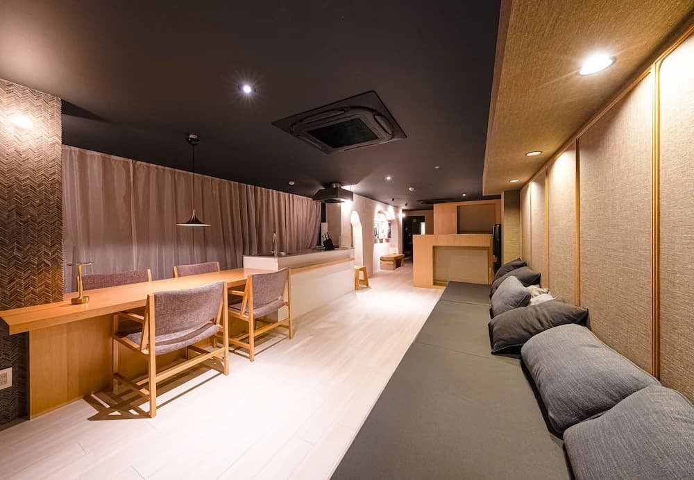 Aet Hotel - photo 6