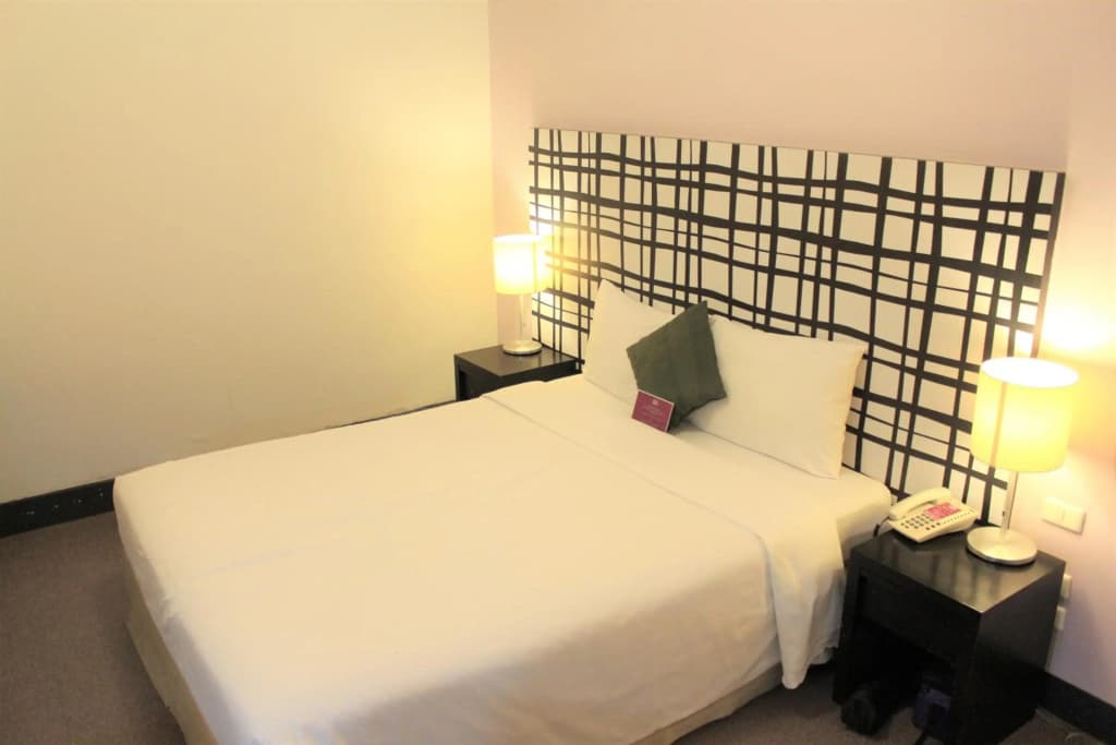 The Embassy Sathorn - photo 3