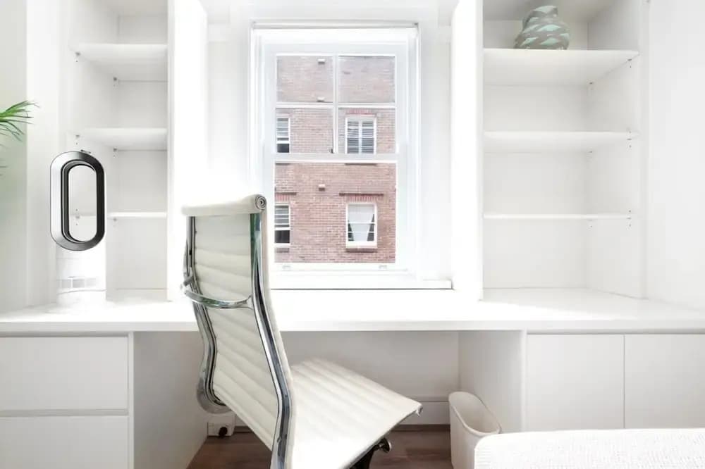 Snug 1-bed Unit Across From Bondi Beach - photo 3