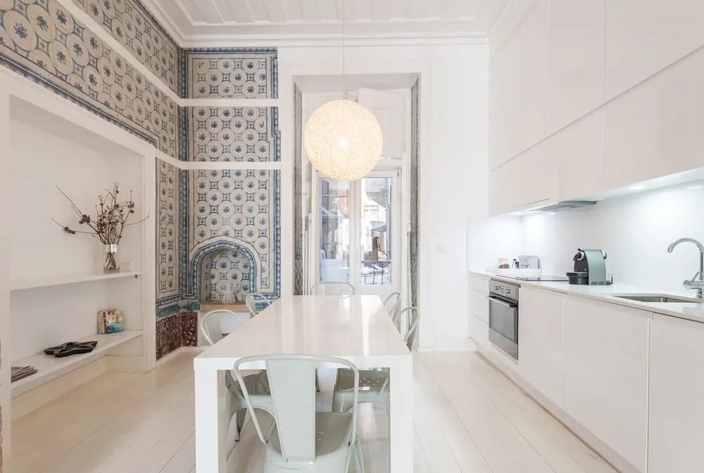 Baixa Tile Blue Two-Bedroom Apartment - by LU Holidays - photo 3