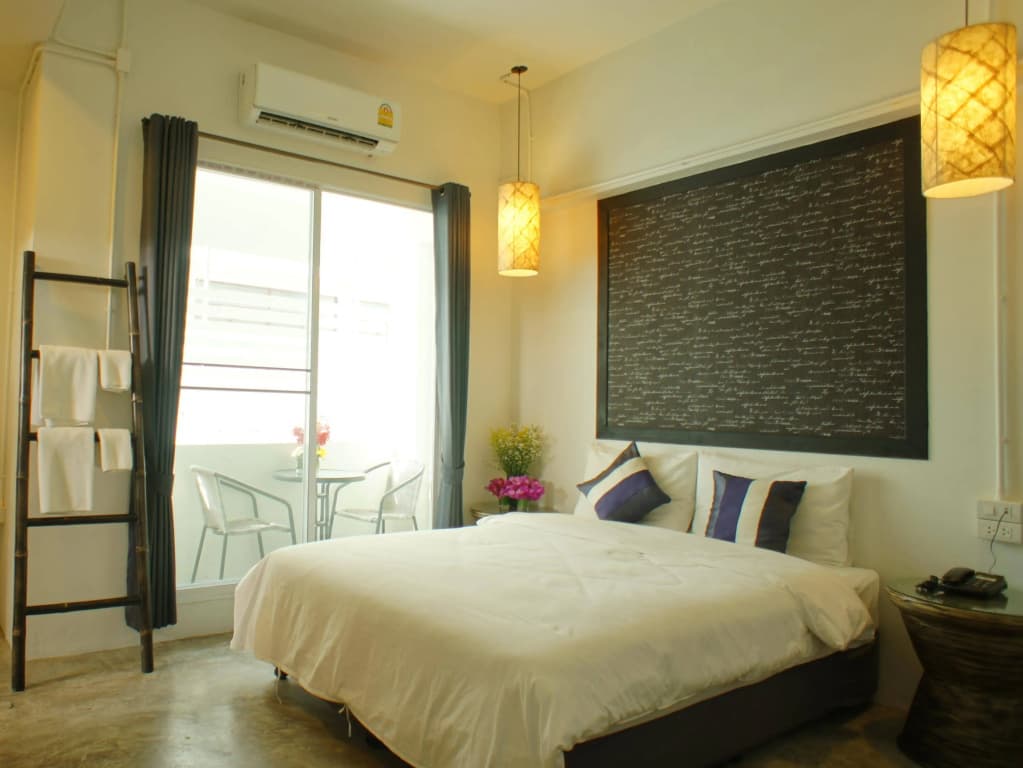 Walking Street Residence - photo 4