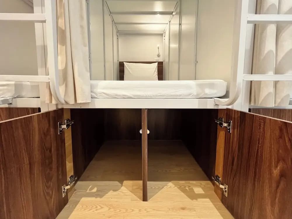 Urban Slumber Hostel - photo 22