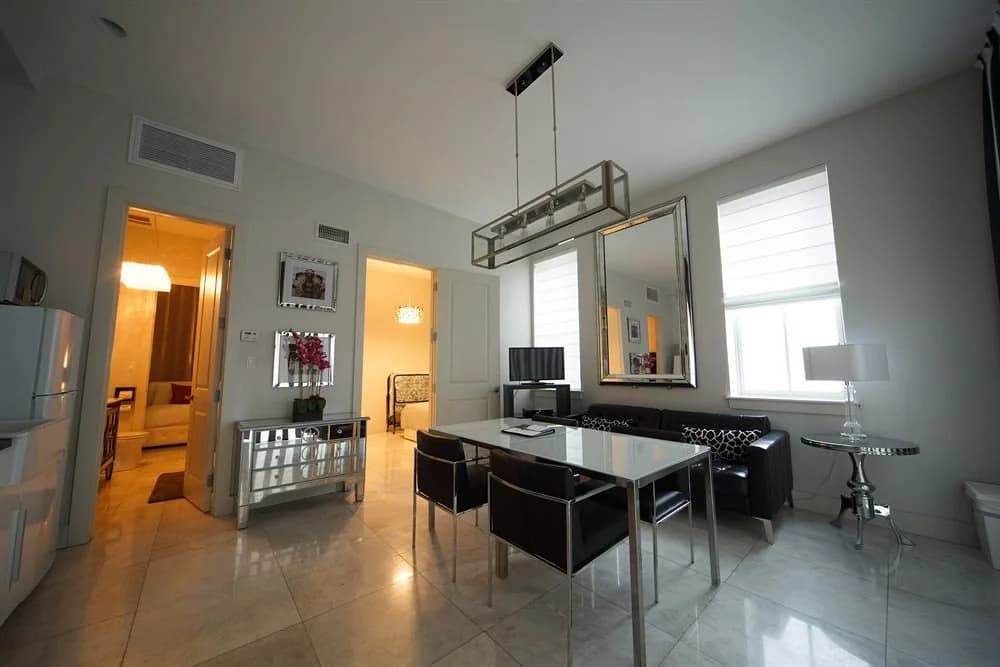 Lxure Brooklyn Suites - photo 10