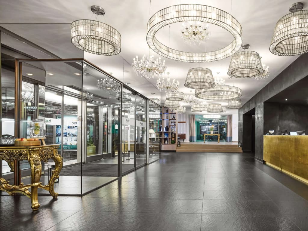 Crowne Plaza Vienna Hotel by IHG - photo 2