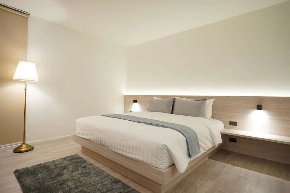 E11 Hotel - BTS Punnawithi - photo 17