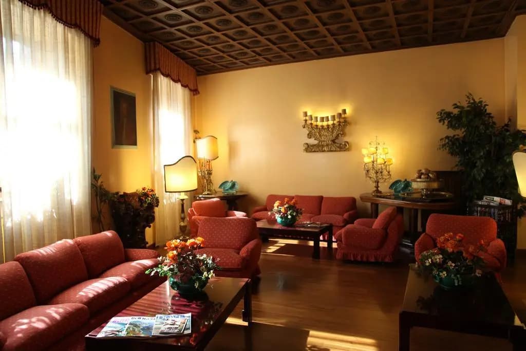Hotel San Guido Porta Volta - photo 15