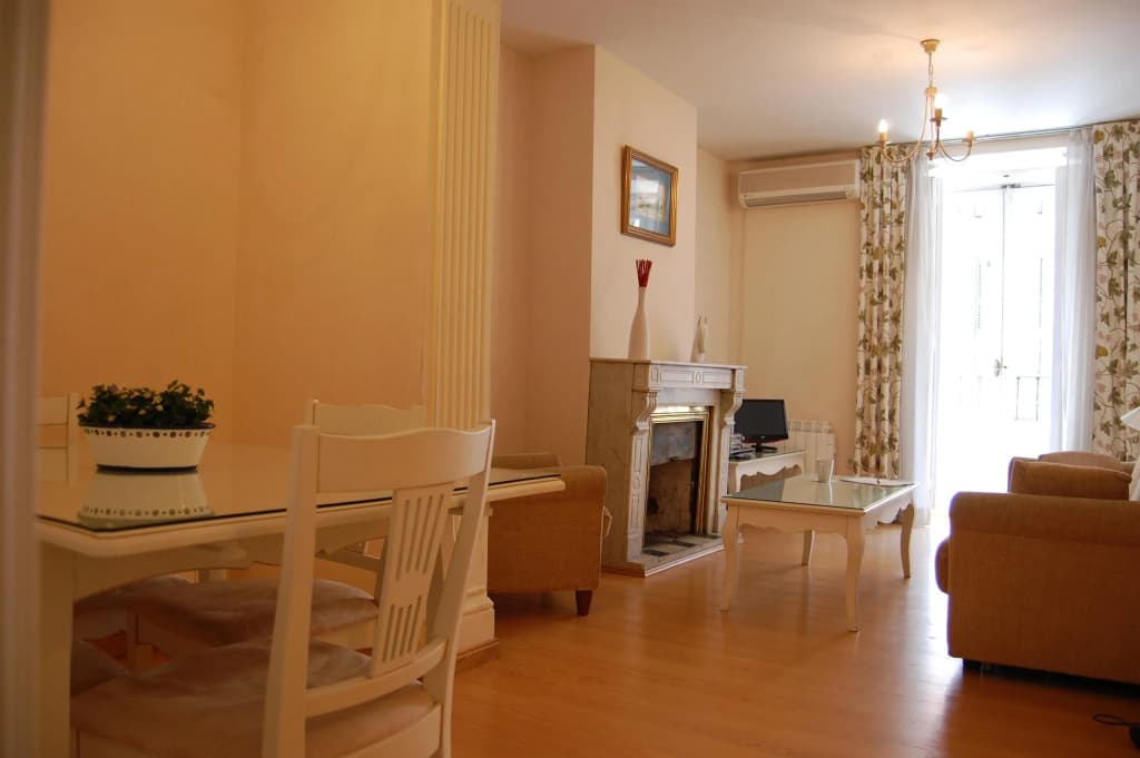 Apartamentos Blume Conde Aranda - photo 4
