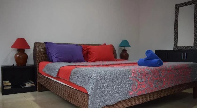 Tari Bed & Breakfast - photo 3