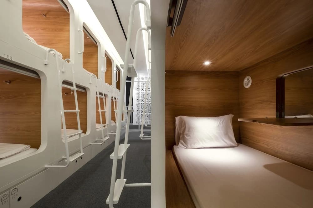KINI Luxury Capsule - Hostel - photo 4